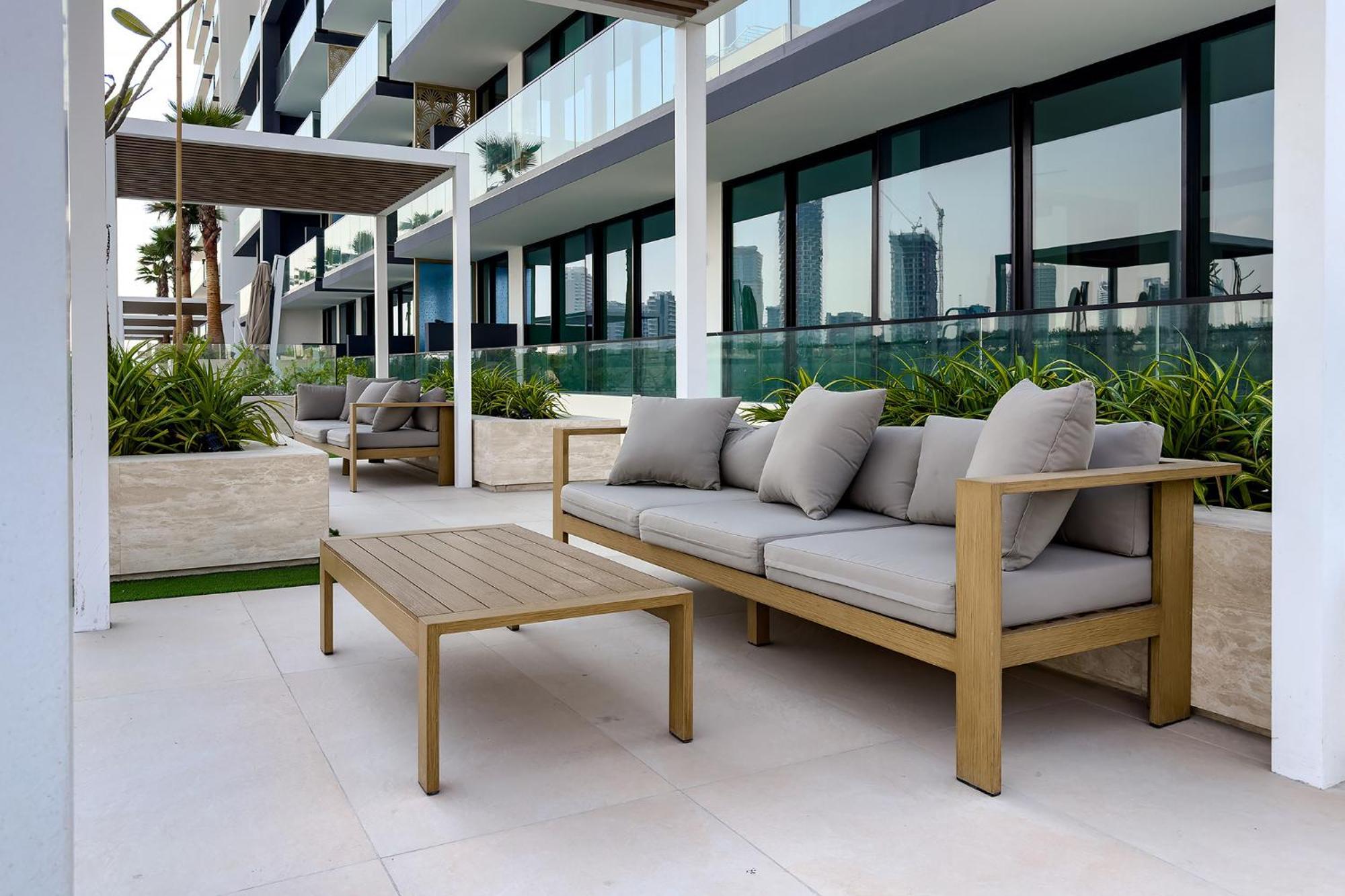 Luxury 1br At Binghatti Onyx Jvc *