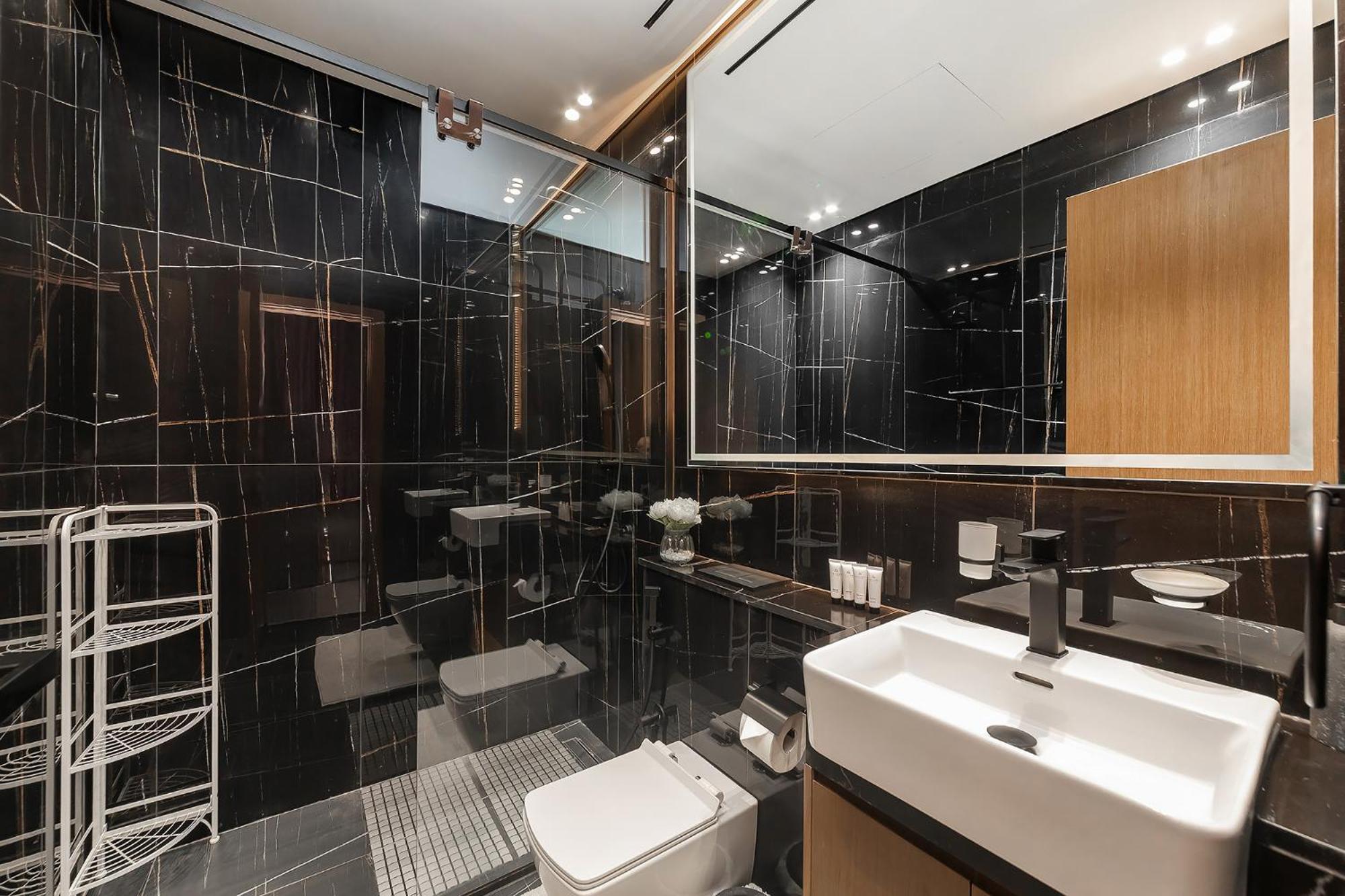 Luxury 1br At Binghatti Onyx Jvc * Dubai